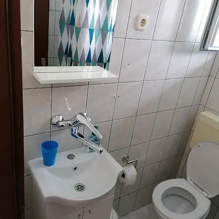 Apartmani Vesa Primosten Exterior photo